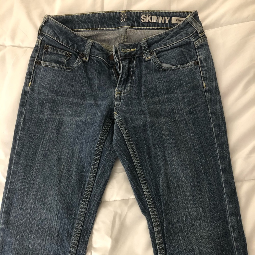 New York and Company low rise skinny jeans